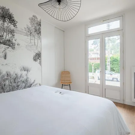 A Bright Cocoon For A Pleasant In Lägenhet Arcachon