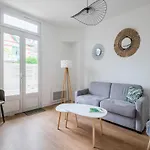 A Bright Cocoon For A Pleasant In Arcachon