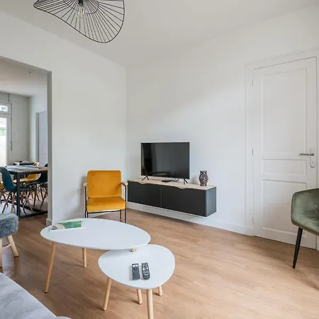 A Bright Cocoon For A Pleasant In * 아르카숑